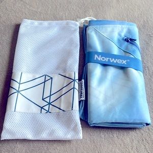 Norwex Limited Edition Dual Sided Beach Towel NWT’s